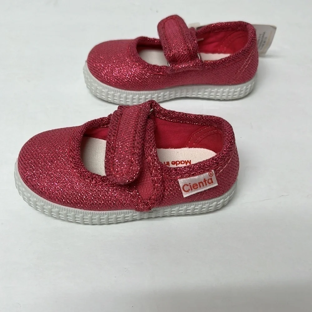 CIENTA girls, Mary Jane shoes.